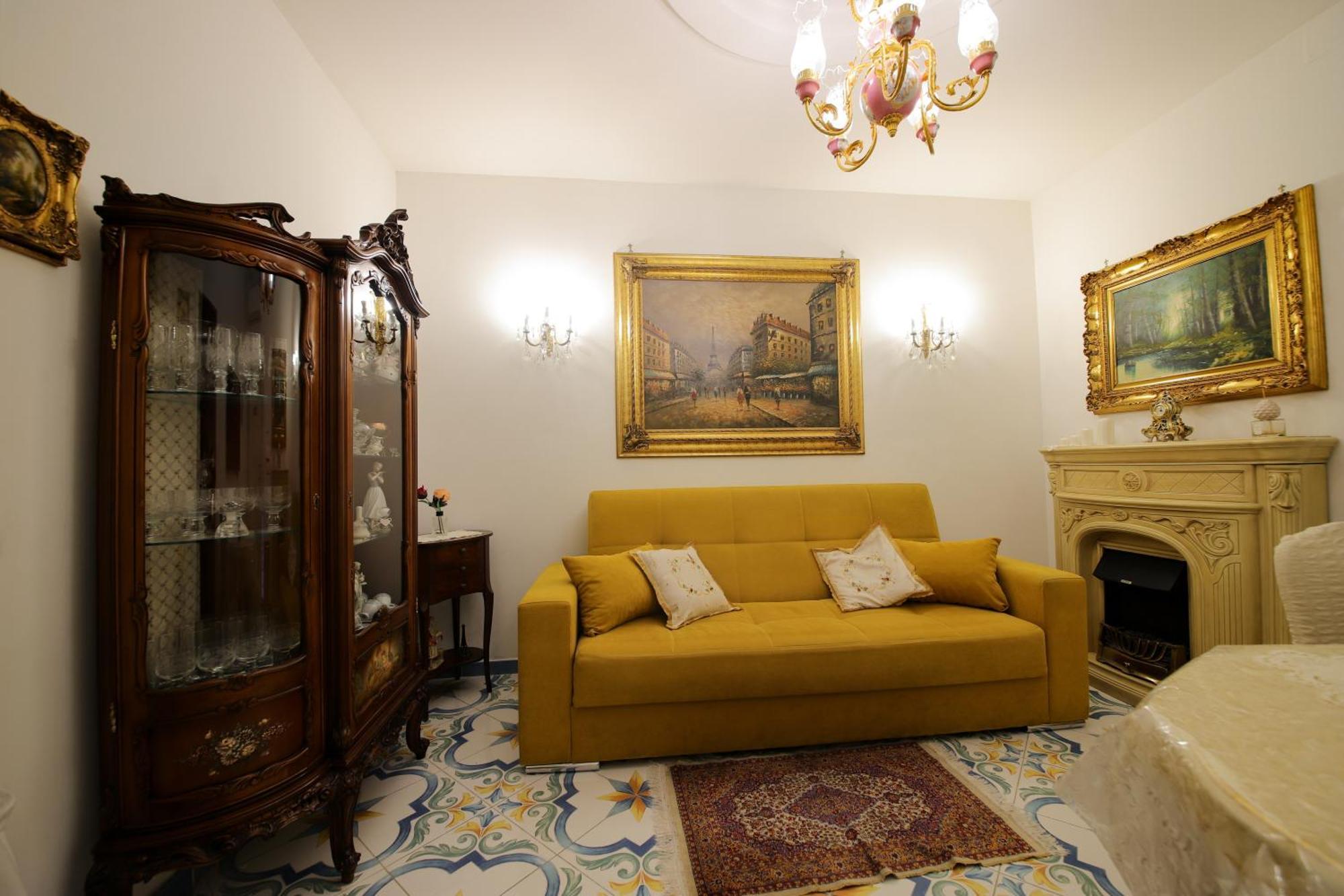 Giallo Napoletano Home Napoli Exterior foto